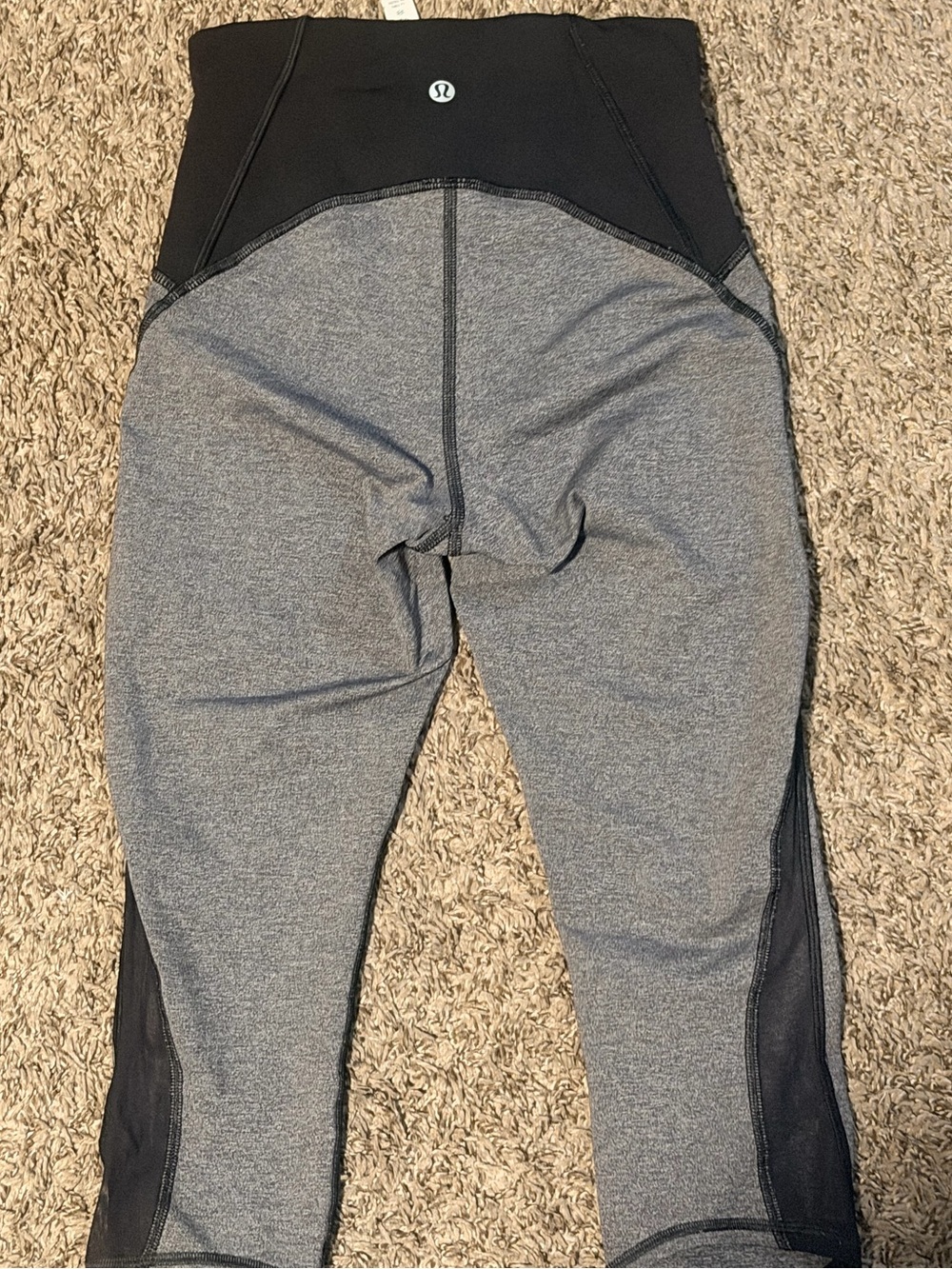 lululemon athletica Gray and Black Active Capri Leggings “train times crop leggi